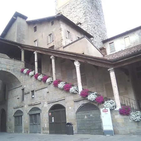 1929 Castle Guest Πανσιόν Μπέργκαμο